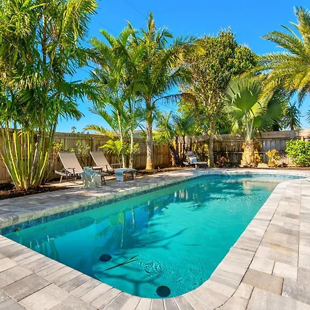 Villa 121 Atlantic Blvd